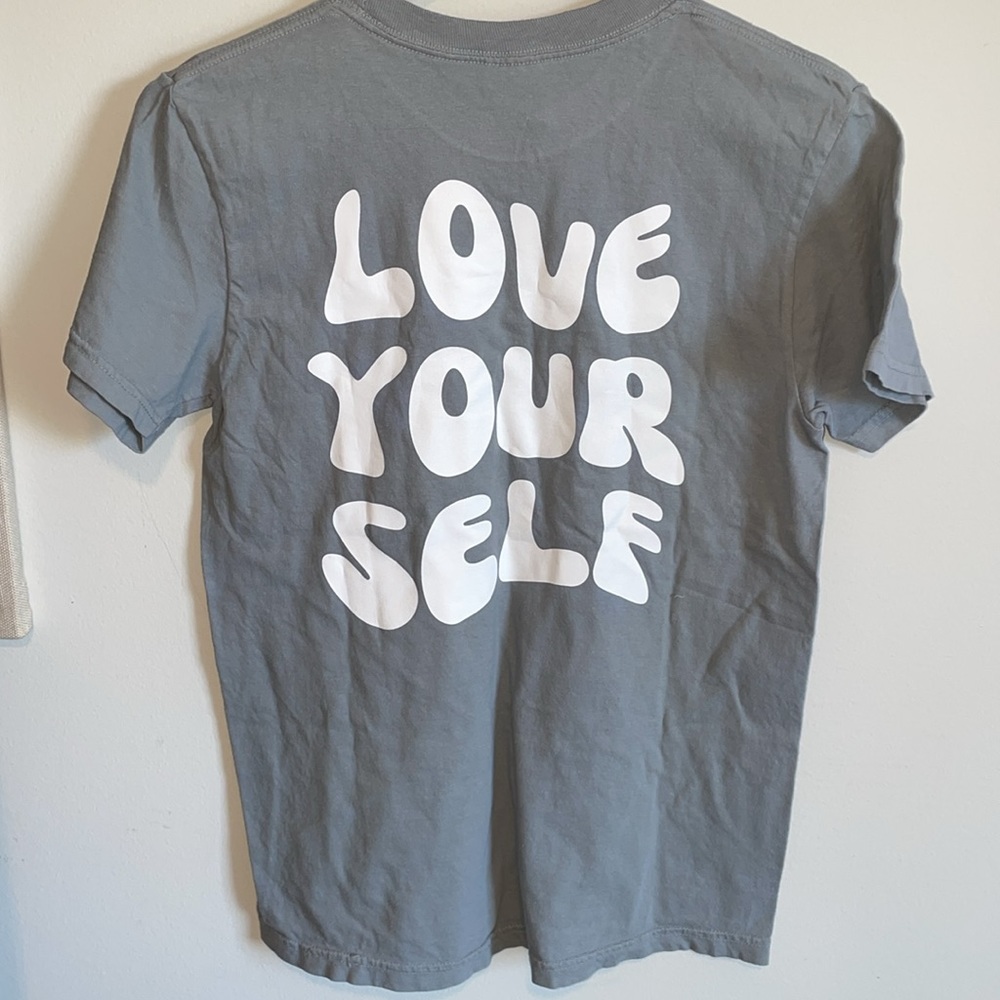 NWOT Love Yourself Graphic Teacher Tee